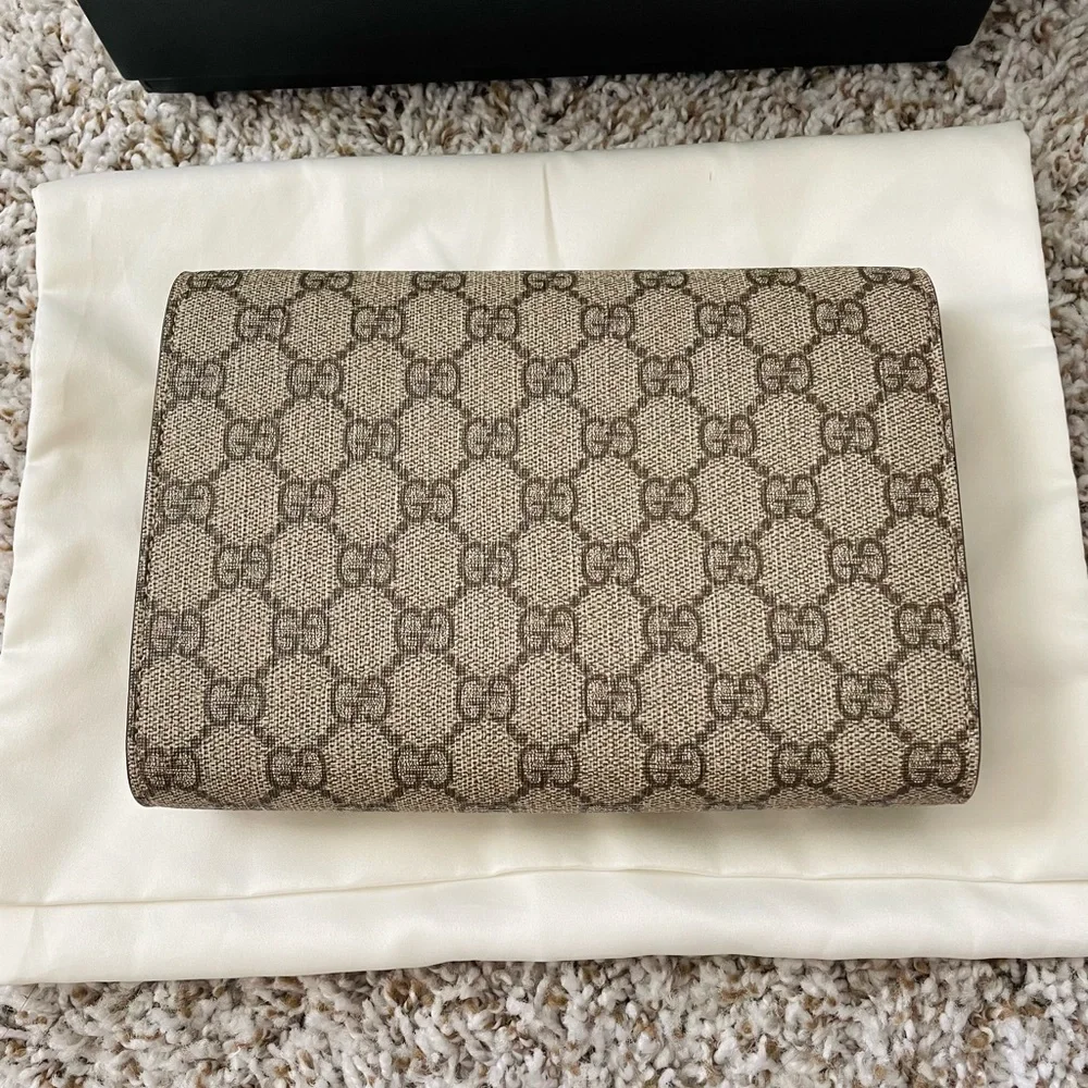 Authentic Gucci Dionysus GG Supreme chain wallet - Picture 3 of 12
